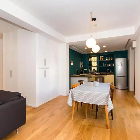 Апартаменты Vittorio Veneto Terrace Flat With Parking Турин