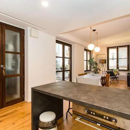 Vittorio Veneto Terrace Flat With Parking *