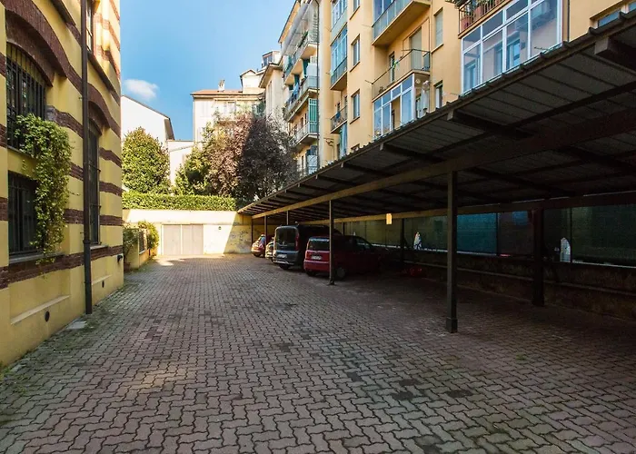 Vittorio Veneto Terrace Flat With Parking * Turin