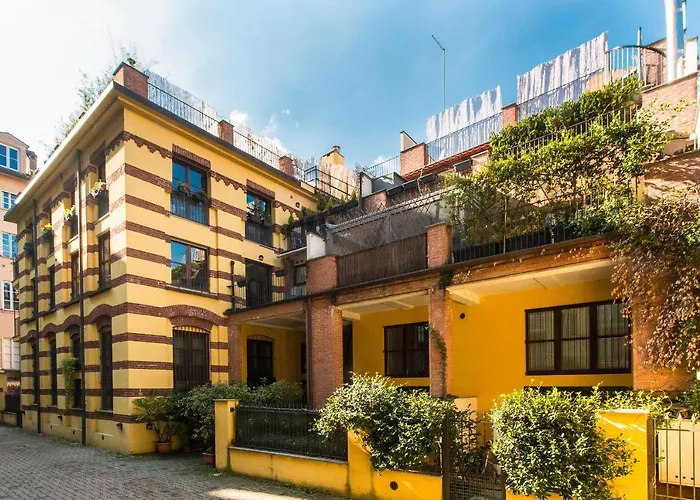 Vittorio Veneto Terrace Flat With Parking شقة