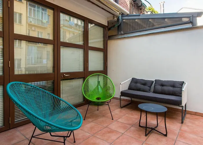 Vittorio Veneto Terrace Flat With Parking شقة